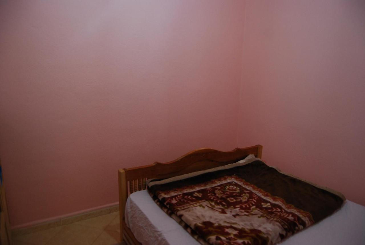 Auberge Tafilalt Bouzmou Bouzmou Imilchil 外观 照片